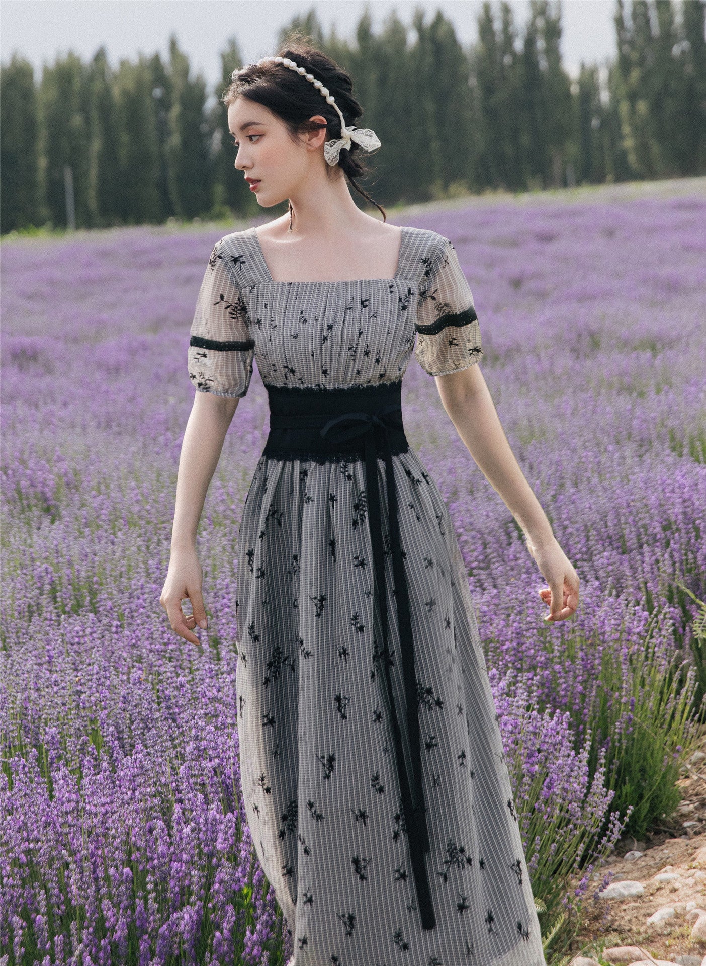 Retro Pleating Waist Seal High Waist Elegant Floral Square Collar Dress Send Belt