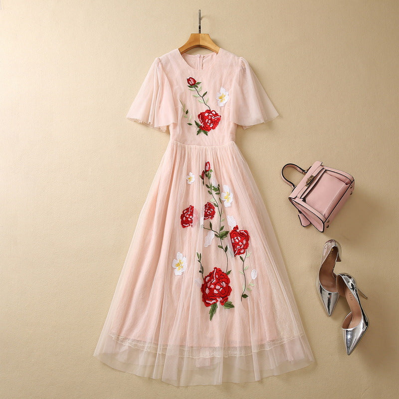 Exquisite Embroidered Flowers Short Sleeve Waist-controlled Dress