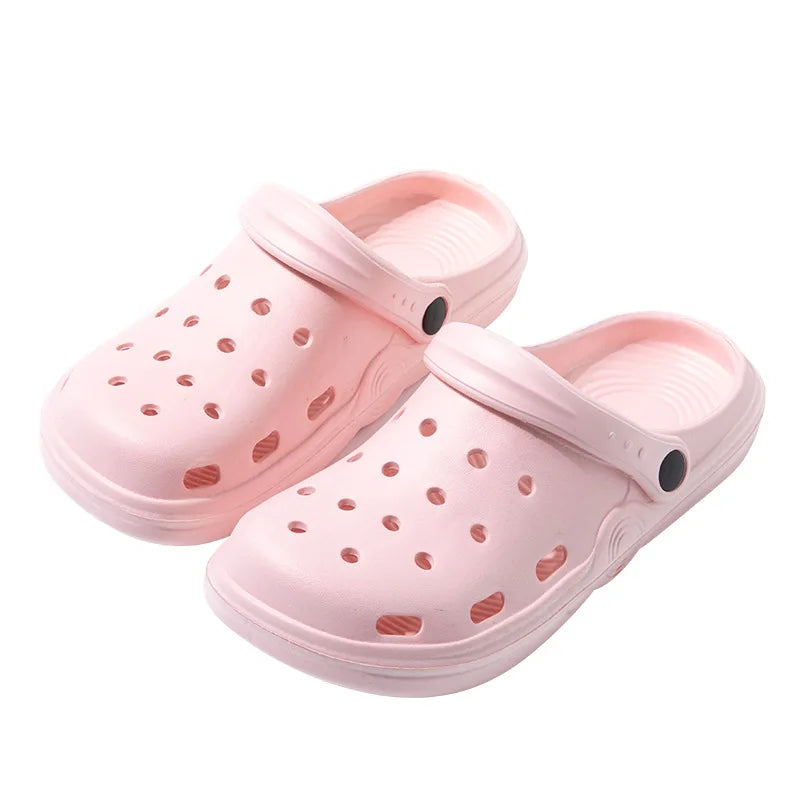 2023 Women's Slippers New Waterproof Summer Outdoor Beach Shoes Big Toe Holey Shoes For Women Men Croc Sandals Wrapped Slippers