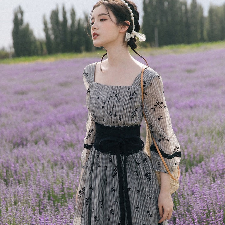 Retro Pleating Waist Seal High Waist Elegant Floral Square Collar Dress Send Belt