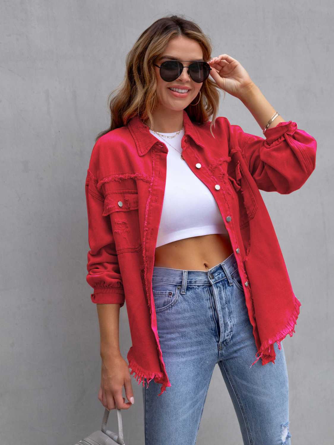 Jeansjacke im Used-Look mit überschnittener Schulterpartie